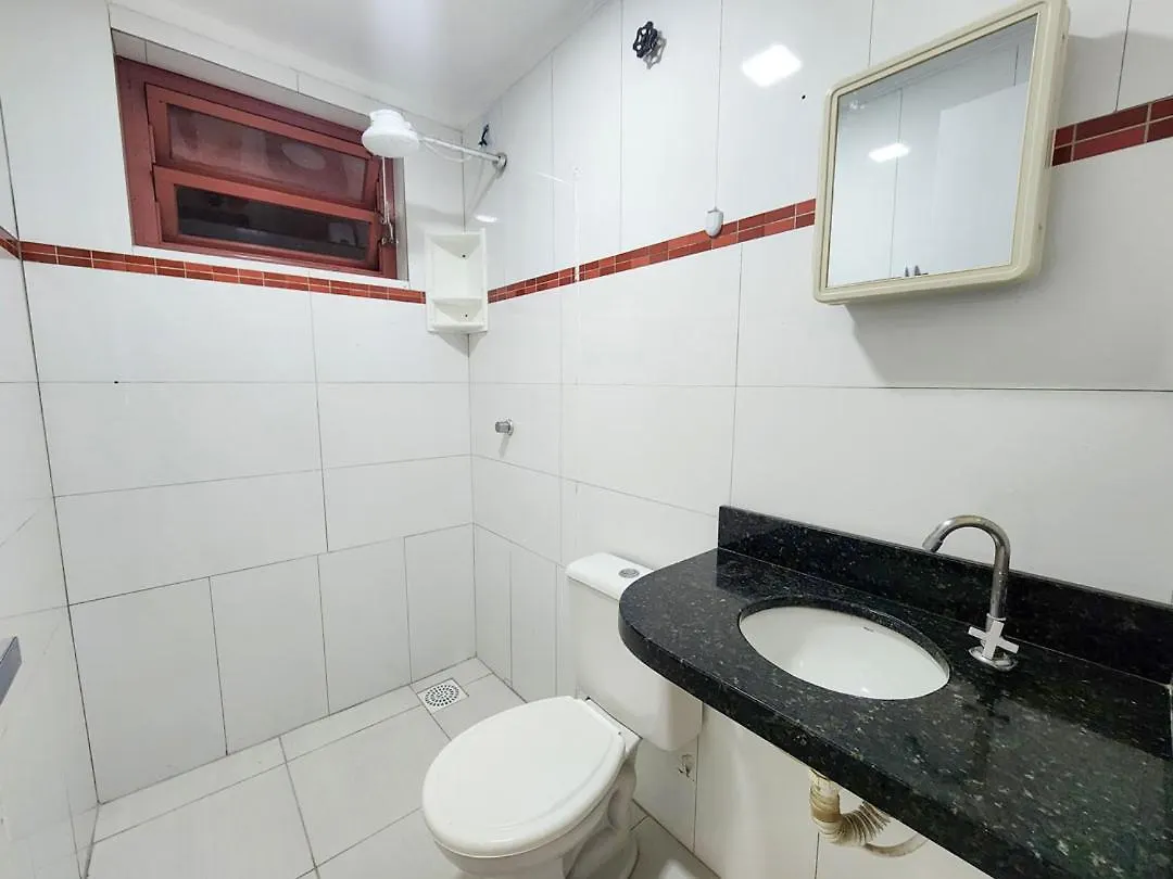 Apto El Shadday 301 Cento E Cinquenta Metros Do Mar Bombinhas